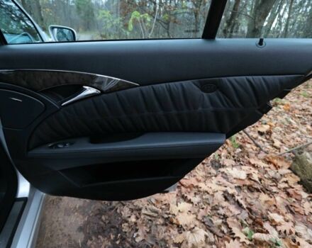 Сірий Мерседес Е-Клас, об'ємом двигуна 3 л та пробігом 227 тис. км за 11000 $, фото 15 на Automoto.ua