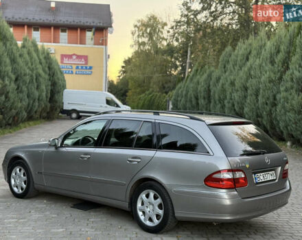 Мерседес Е-Класс 2006 в Самборе на Automoto.ua Серый Мерседес Е-Класс, объемом двигателя 3 л и пробегом 256 тыс. км за 8700 $, фото 8 на Automoto.ua