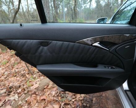 Сірий Мерседес Е-Клас, об'ємом двигуна 3 л та пробігом 227 тис. км за 11000 $, фото 12 на Automoto.ua