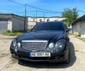 Серый Мерседес Е-Класс, объемом двигателя 2.1 л и пробегом 425 тыс. км за 6000 $, фото 1 на Automoto.ua