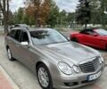 Серый Мерседес Е-Класс, объемом двигателя 3 л и пробегом 248 тыс. км за 5500 $, фото 1 на Automoto.ua