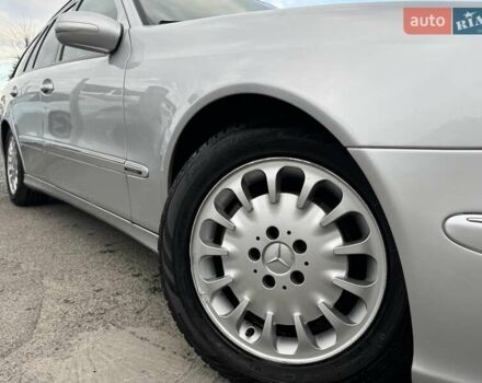 Сірий Мерседес Е-Клас, об'ємом двигуна 2.15 л та пробігом 280 тис. км за 6999 $, фото 83 на Automoto.ua