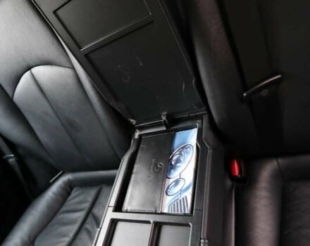 Серый Мерседес Е-Класс, объемом двигателя 2.99 л и пробегом 527 тыс. км за 16000 $, фото 27 на Automoto.ua