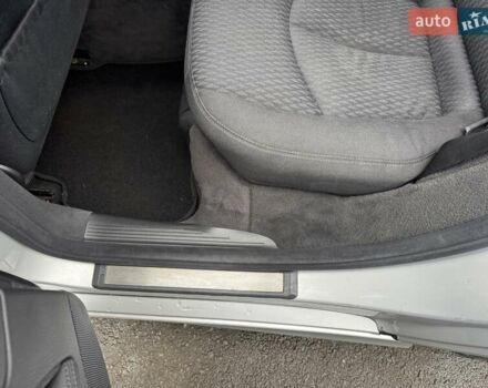 Сірий Мерседес Е-Клас, об'ємом двигуна 2.15 л та пробігом 280 тис. км за 6700 $, фото 72 на Automoto.ua