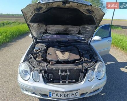 Серый Мерседес Е-Класс, объемом двигателя 3 л и пробегом 490 тыс. км за 6950 $, фото 13 на Automoto.ua