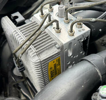 Сірий Мерседес Е-Клас, об'ємом двигуна 2.15 л та пробігом 280 тис. км за 6700 $, фото 2 на Automoto.ua