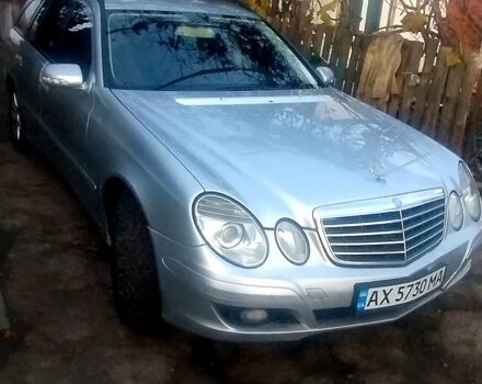 Серый Мерседес Е-Класс, объемом двигателя 2.1 л и пробегом 266 тыс. км за 5900 $, фото 3 на Automoto.ua