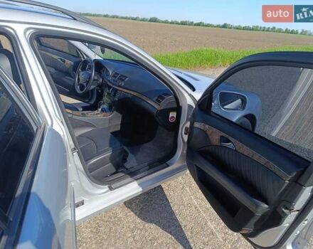 Серый Мерседес Е-Класс, объемом двигателя 3 л и пробегом 490 тыс. км за 6950 $, фото 14 на Automoto.ua