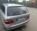Сірий Мерседес Е-Клас, об'ємом двигуна 3 л та пробігом 400 тис. км за 7100 $, фото 27 на Automoto.ua