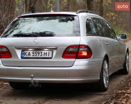 Серый Мерседес Е-Класс, объемом двигателя 2.99 л и пробегом 527 тыс. км за 16000 $, фото 2 на Automoto.ua