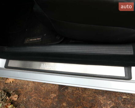 Серый Мерседес Е-Класс, объемом двигателя 2.99 л и пробегом 527 тыс. км за 16000 $, фото 8 на Automoto.ua