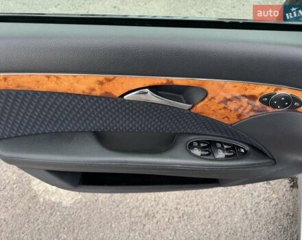 Сірий Мерседес Е-Клас, об'ємом двигуна 2.15 л та пробігом 280 тис. км за 6999 $, фото 64 на Automoto.ua