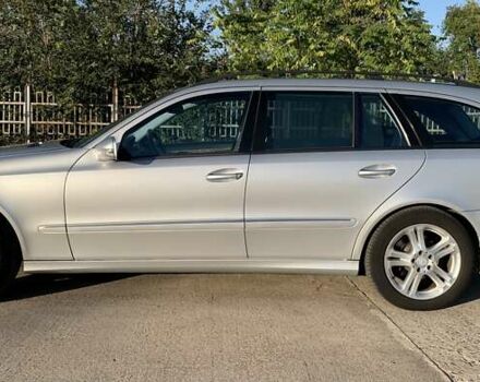 Серый Мерседес Е-Класс, объемом двигателя 2.99 л и пробегом 322 тыс. км за 9500 $, фото 5 на Automoto.ua