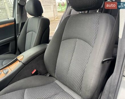 Сірий Мерседес Е-Клас, об'ємом двигуна 2.15 л та пробігом 280 тис. км за 6700 $, фото 76 на Automoto.ua