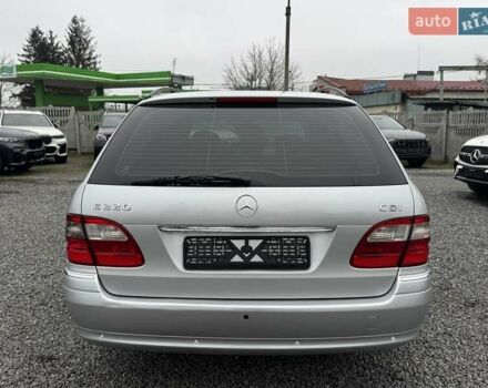 Сірий Мерседес Е-Клас, об'ємом двигуна 2.15 л та пробігом 280 тис. км за 6700 $, фото 40 на Automoto.ua