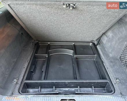 Мерседес Е-Класс 2006 в Самборе на Automoto.ua Серый Мерседес Е-Класс, объемом двигателя 3 л и пробегом 256 тыс. км за 8700 $, фото 37 на Automoto.ua