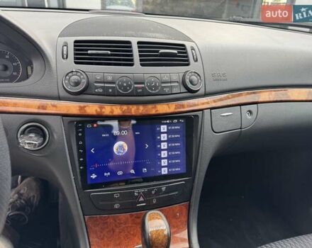 Сірий Мерседес Е-Клас, об'ємом двигуна 2.15 л та пробігом 280 тис. км за 6999 $, фото 52 на Automoto.ua