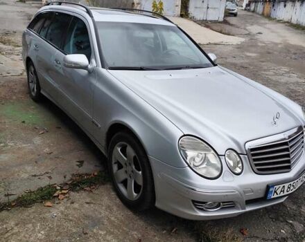 Серый Мерседес Е-Класс, объемом двигателя 3 л и пробегом 250 тыс. км за 10000 $, фото 2 на Automoto.ua