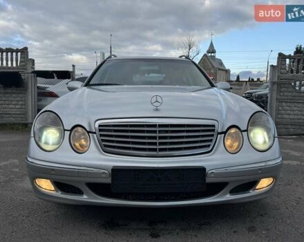 Сірий Мерседес Е-Клас, об'ємом двигуна 2.15 л та пробігом 280 тис. км за 6999 $, фото 89 на Automoto.ua