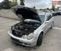 Сірий Мерседес Е-Клас, об'ємом двигуна 2.15 л та пробігом 280 тис. км за 6999 $, фото 13 на Automoto.ua
