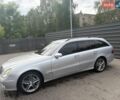 Сірий Мерседес Е-Клас, об'ємом двигуна 3 л та пробігом 400 тис. км за 7100 $, фото 18 на Automoto.ua