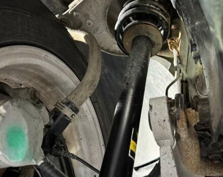 Сірий Мерседес Е-Клас, об'ємом двигуна 2.15 л та пробігом 280 тис. км за 6999 $, фото 3 на Automoto.ua