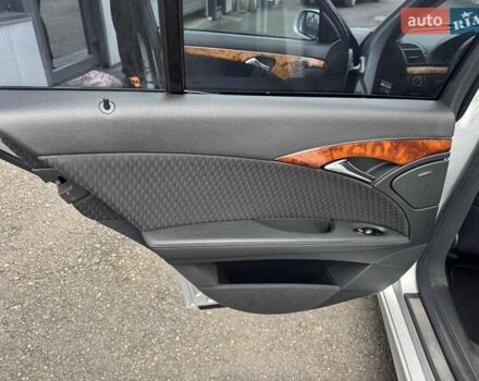 Сірий Мерседес Е-Клас, об'ємом двигуна 2.15 л та пробігом 280 тис. км за 6700 $, фото 74 на Automoto.ua