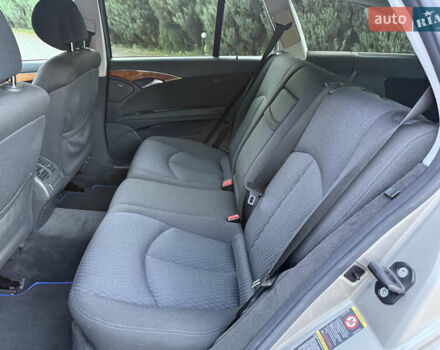 Мерседес Е-Класс 2006 в Самборе на Automoto.ua Серый Мерседес Е-Класс, объемом двигателя 3 л и пробегом 256 тыс. км за 8700 $, фото 30 на Automoto.ua