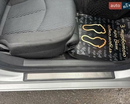 Сірий Мерседес Е-Клас, об'ємом двигуна 2.15 л та пробігом 280 тис. км за 6700 $, фото 96 на Automoto.ua