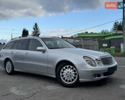 Сірий Мерседес Е-Клас, об'ємом двигуна 2.15 л та пробігом 280 тис. км за 6999 $, фото 72 на Automoto.ua