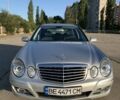 Серый Мерседес Е-Класс, объемом двигателя 2.99 л и пробегом 322 тыс. км за 9500 $, фото 1 на Automoto.ua