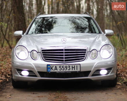 Серый Мерседес Е-Класс, объемом двигателя 2.99 л и пробегом 527 тыс. км за 16000 $, фото 4 на Automoto.ua