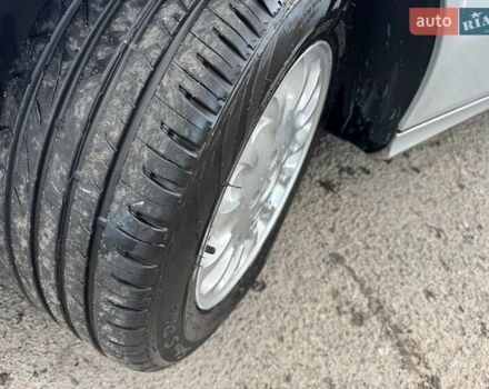 Сірий Мерседес Е-Клас, об'ємом двигуна 2.15 л та пробігом 280 тис. км за 6999 $, фото 93 на Automoto.ua