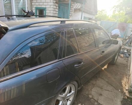 Мерседес Е-Клас 2006 у Синельниковом на Automoto.ua Сірий Мерседес Е-Клас, об'ємом двигуна 2.1 л та пробігом 400 тис. км за 3500 $, фото 7 на Automoto.ua
