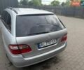 Сірий Мерседес Е-Клас, об'ємом двигуна 3 л та пробігом 400 тис. км за 7100 $, фото 27 на Automoto.ua