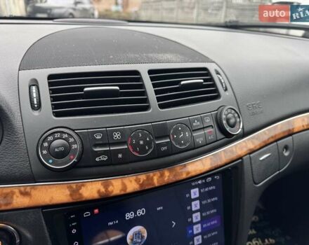Сірий Мерседес Е-Клас, об'ємом двигуна 2.15 л та пробігом 280 тис. км за 6700 $, фото 65 на Automoto.ua