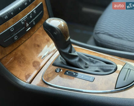 Мерседес Е-Класс 2006 в Самборе на Automoto.ua Серый Мерседес Е-Класс, объемом двигателя 3 л и пробегом 256 тыс. км за 8700 $, фото 27 на Automoto.ua