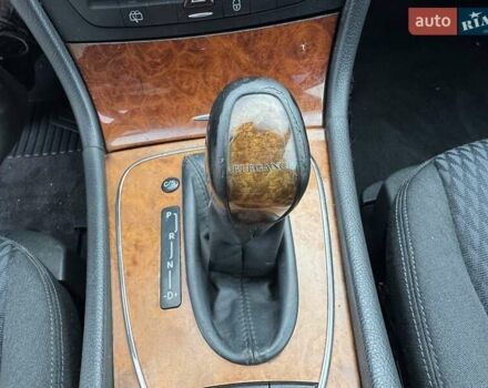 Сірий Мерседес Е-Клас, об'ємом двигуна 2.15 л та пробігом 280 тис. км за 6999 $, фото 47 на Automoto.ua