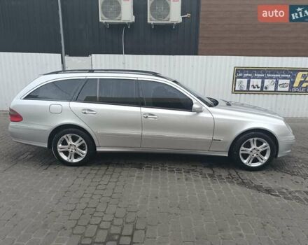 Серый Мерседес Е-Класс, объемом двигателя 3 л и пробегом 490 тыс. км за 6950 $, фото 19 на Automoto.ua