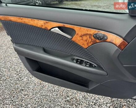 Сірий Мерседес Е-Клас, об'ємом двигуна 2.15 л та пробігом 280 тис. км за 6700 $, фото 58 на Automoto.ua