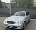Сірий Мерседес Е-Клас, об'ємом двигуна 3 л та пробігом 400 тис. км за 7100 $, фото 3 на Automoto.ua