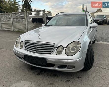 Сірий Мерседес Е-Клас, об'ємом двигуна 2.15 л та пробігом 280 тис. км за 6999 $, фото 76 на Automoto.ua