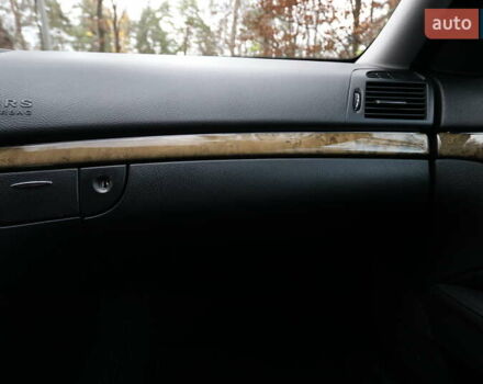 Серый Мерседес Е-Класс, объемом двигателя 2.99 л и пробегом 527 тыс. км за 16000 $, фото 12 на Automoto.ua