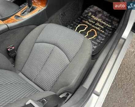 Сірий Мерседес Е-Клас, об'ємом двигуна 2.15 л та пробігом 280 тис. км за 6700 $, фото 94 на Automoto.ua