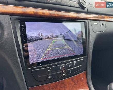 Сірий Мерседес Е-Клас, об'ємом двигуна 2.15 л та пробігом 280 тис. км за 6999 $, фото 49 на Automoto.ua