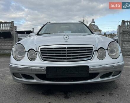 Сірий Мерседес Е-Клас, об'ємом двигуна 2.15 л та пробігом 280 тис. км за 6999 $, фото 74 на Automoto.ua