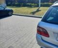 Сірий Мерседес Е-Клас, об'ємом двигуна 2.15 л та пробігом 383 тис. км за 7800 $, фото 4 на Automoto.ua