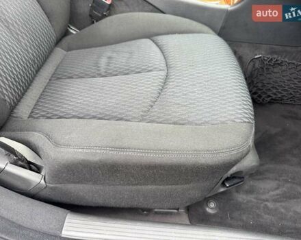 Сірий Мерседес Е-Клас, об'ємом двигуна 2.15 л та пробігом 280 тис. км за 6999 $, фото 28 на Automoto.ua