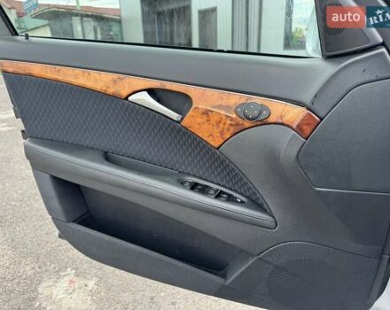 Сірий Мерседес Е-Клас, об'ємом двигуна 2.15 л та пробігом 280 тис. км за 6999 $, фото 42 на Automoto.ua