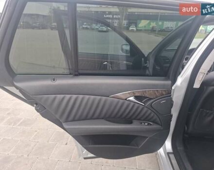 Серый Мерседес Е-Класс, объемом двигателя 3 л и пробегом 281 тыс. км за 8400 $, фото 14 на Automoto.ua